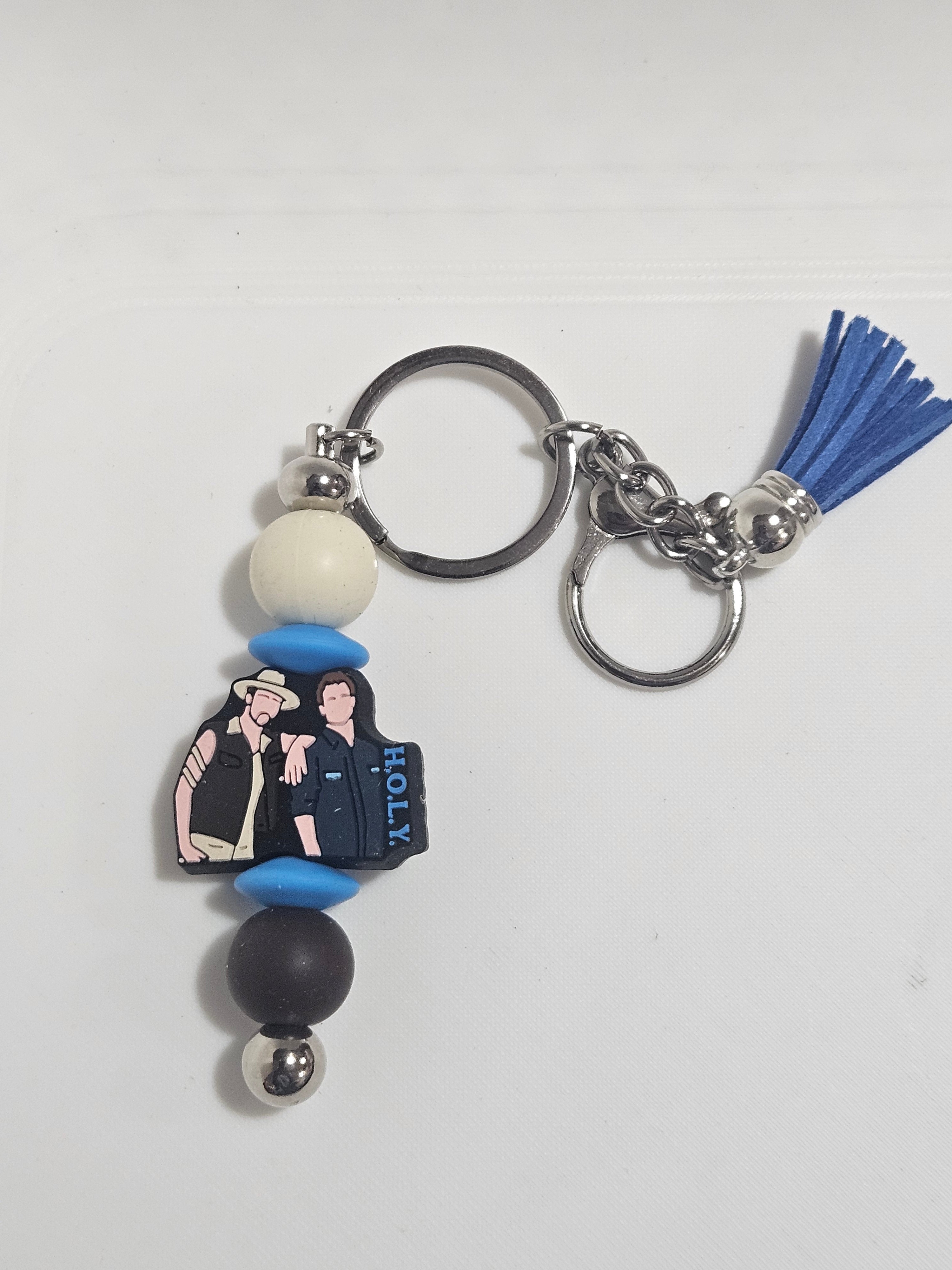 Country singer keychain v4